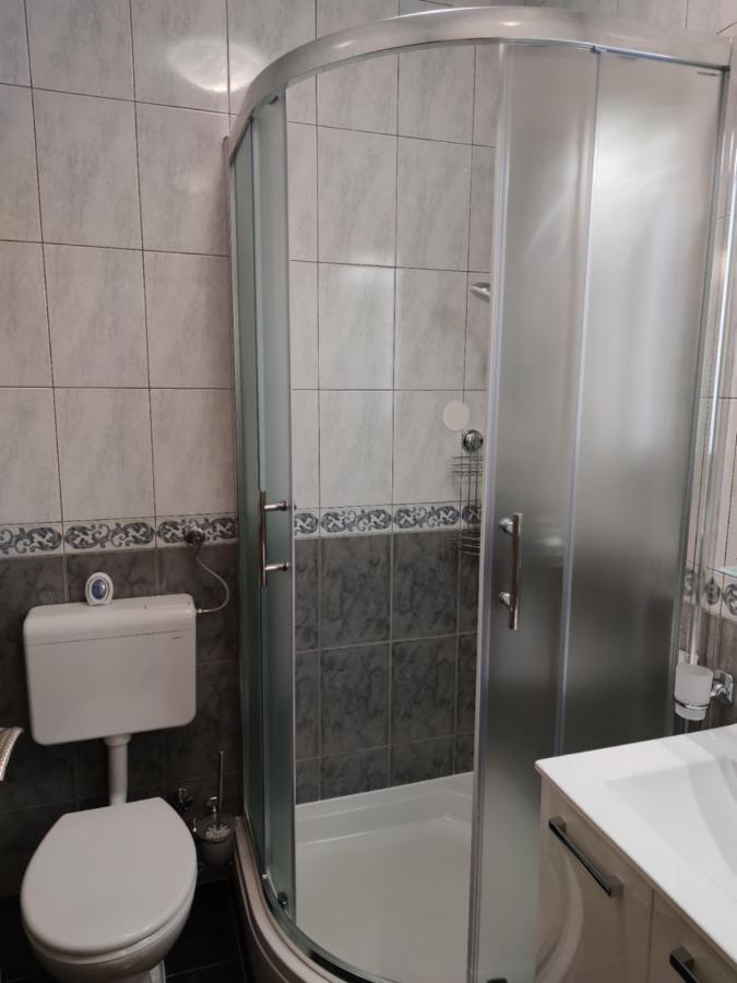 Apartments Battistutti - Free Private Parking ザグレブ エクステリア 写真