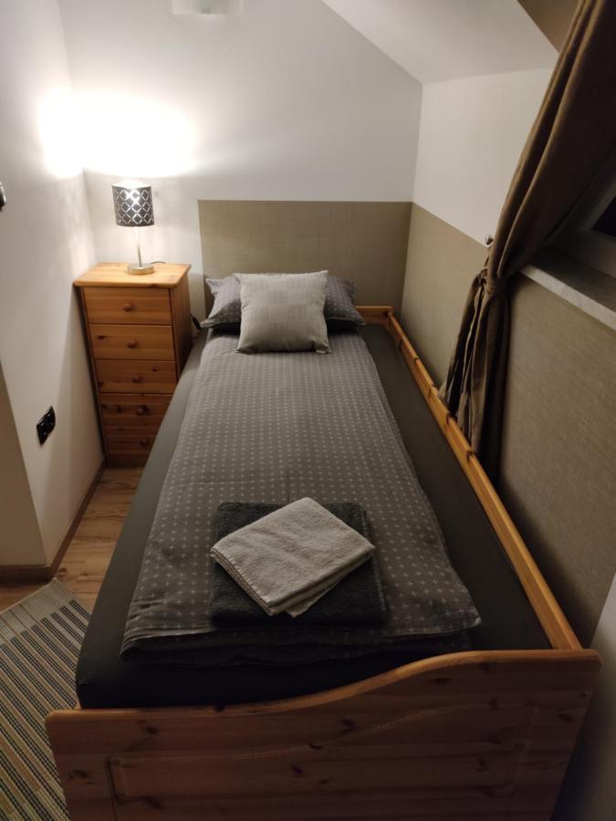 Apartments Battistutti - Free Private Parking ザグレブ エクステリア 写真